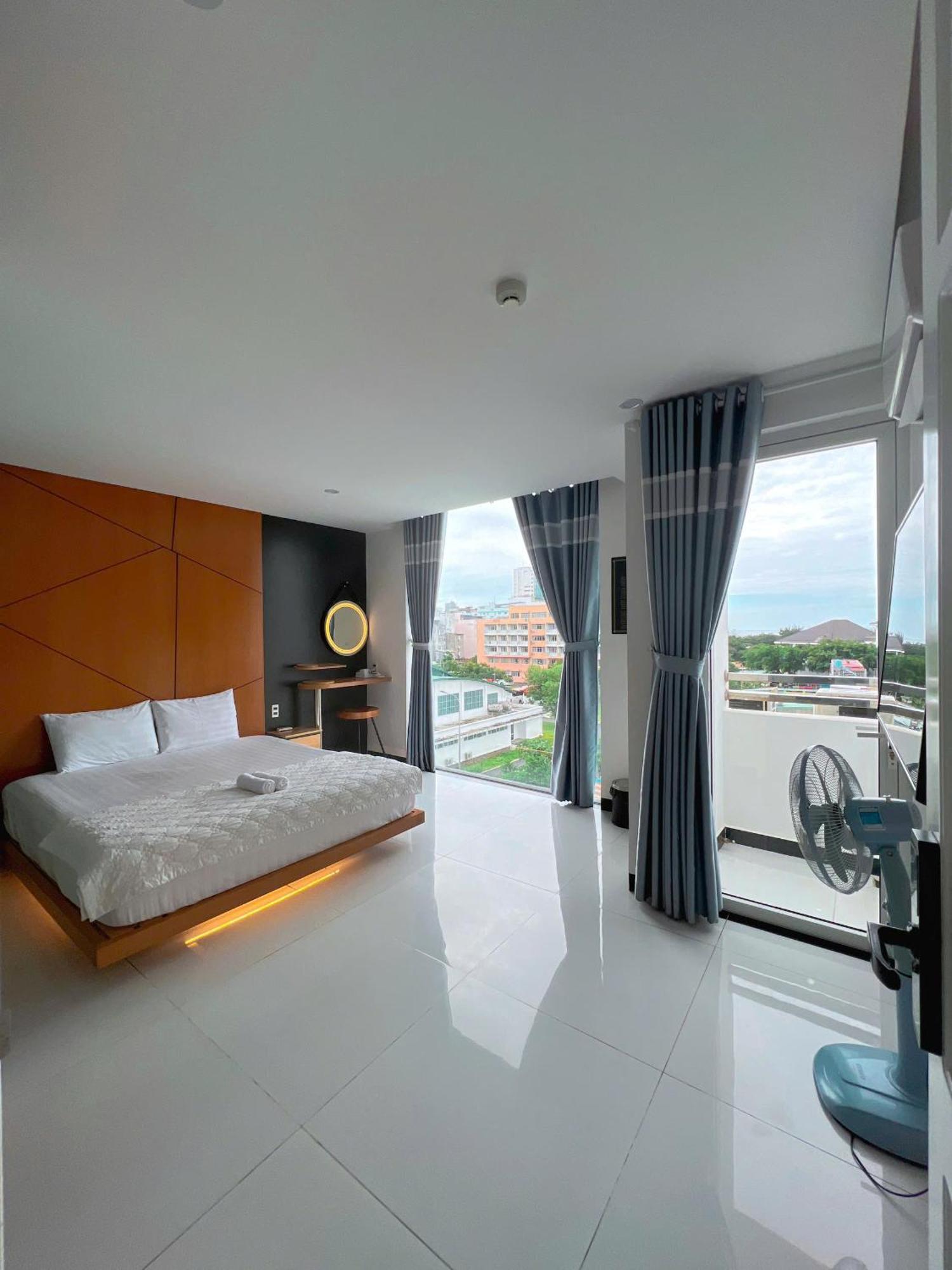 Cen Hotel Vung Tau Esterno foto